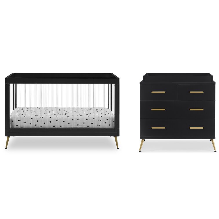 Delta 2024 crib set